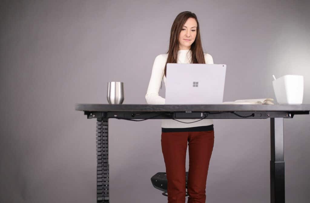 Now Might be a Good Time to Consider a Standing Desk|Now Might be a Good Time to Consider a Standing Desk 1|Now Might be a Good Time to Consider a Standing Desk 2|Now Might be a Good Time to Consider a Standing Desk 3