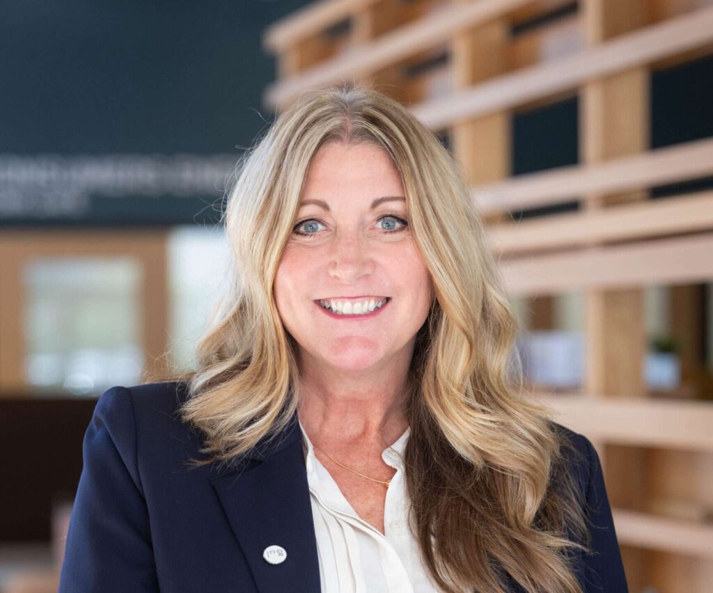 Headshot of Jacqui Dolce