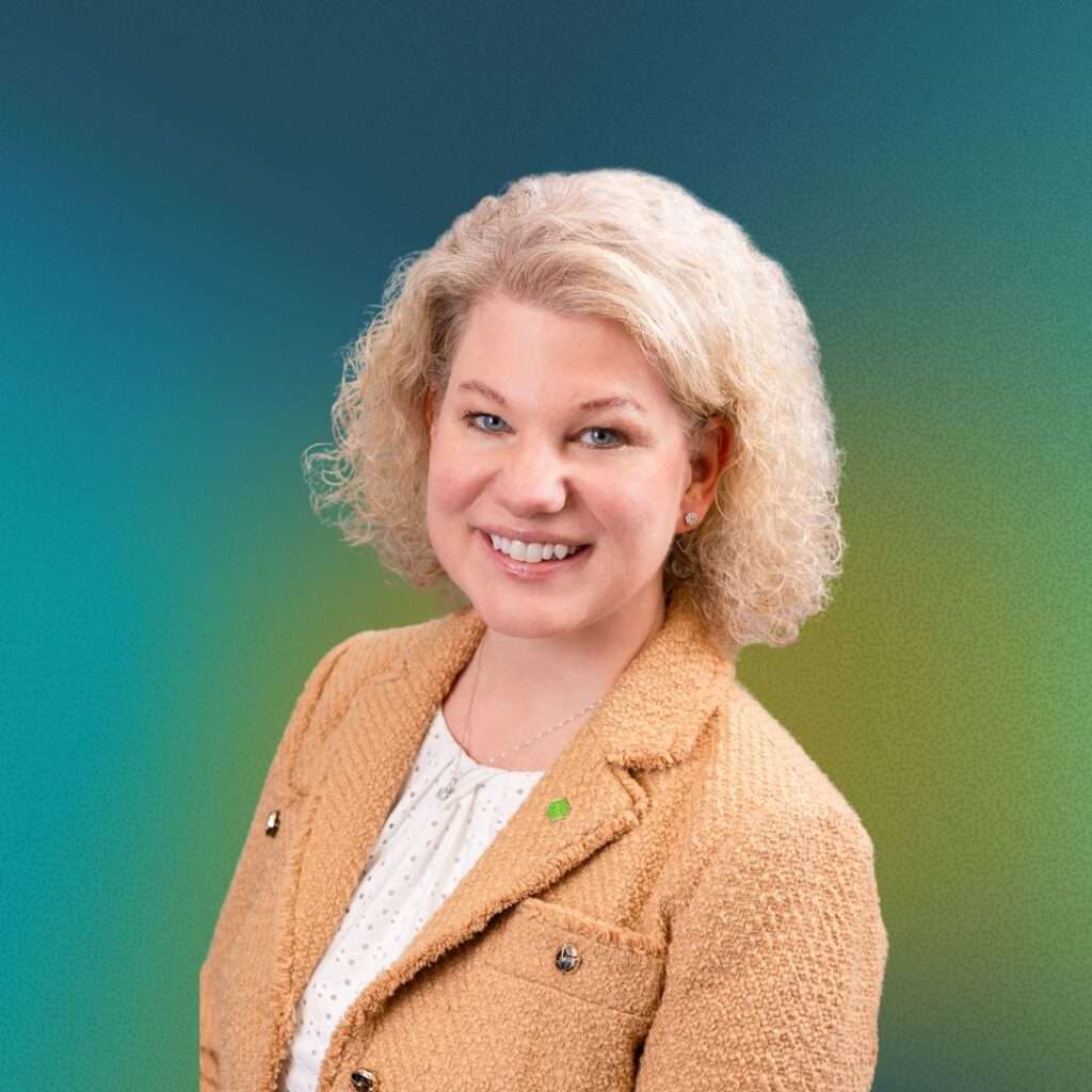 Annual Meeting headshot of Lauren Davis