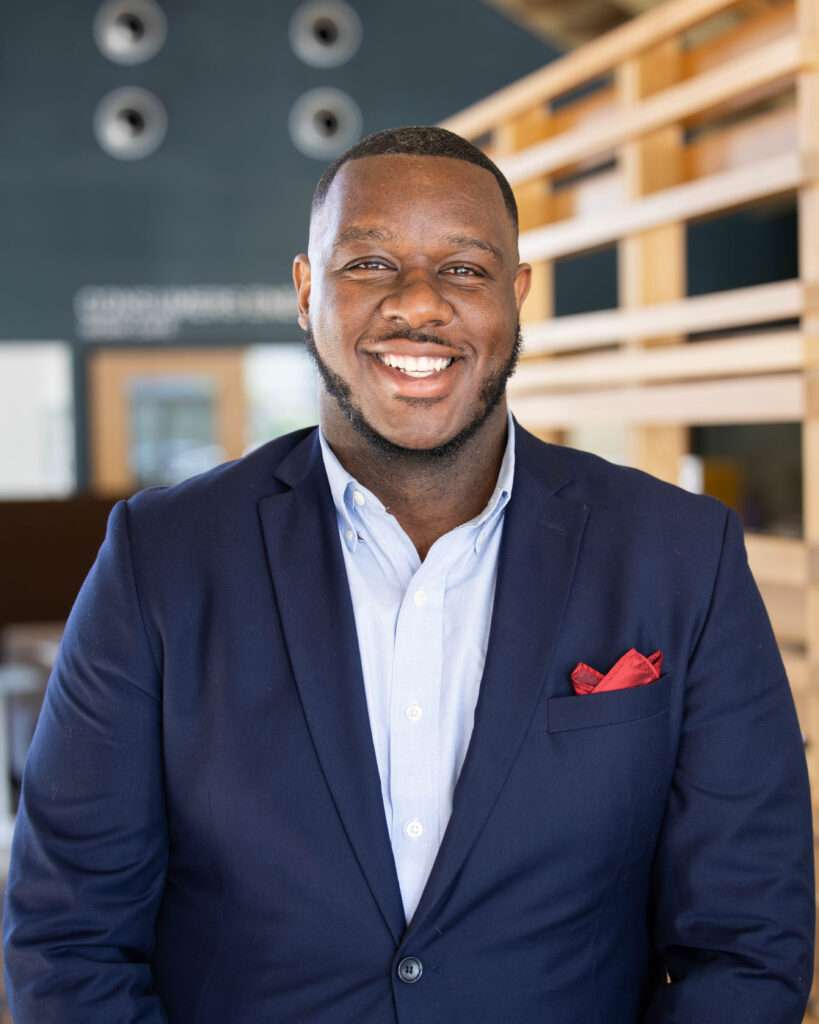 Headshot of Mark Tucker