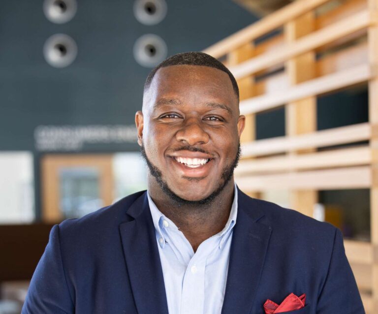 Headshot of Mark Tucker