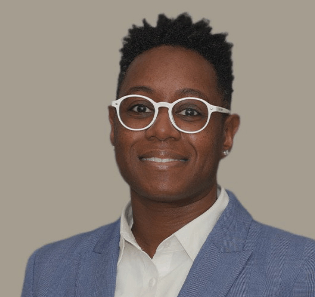 Tina Alonzo Headshot