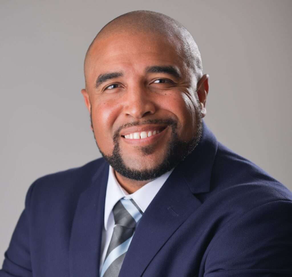 Headshot of Robert Heath