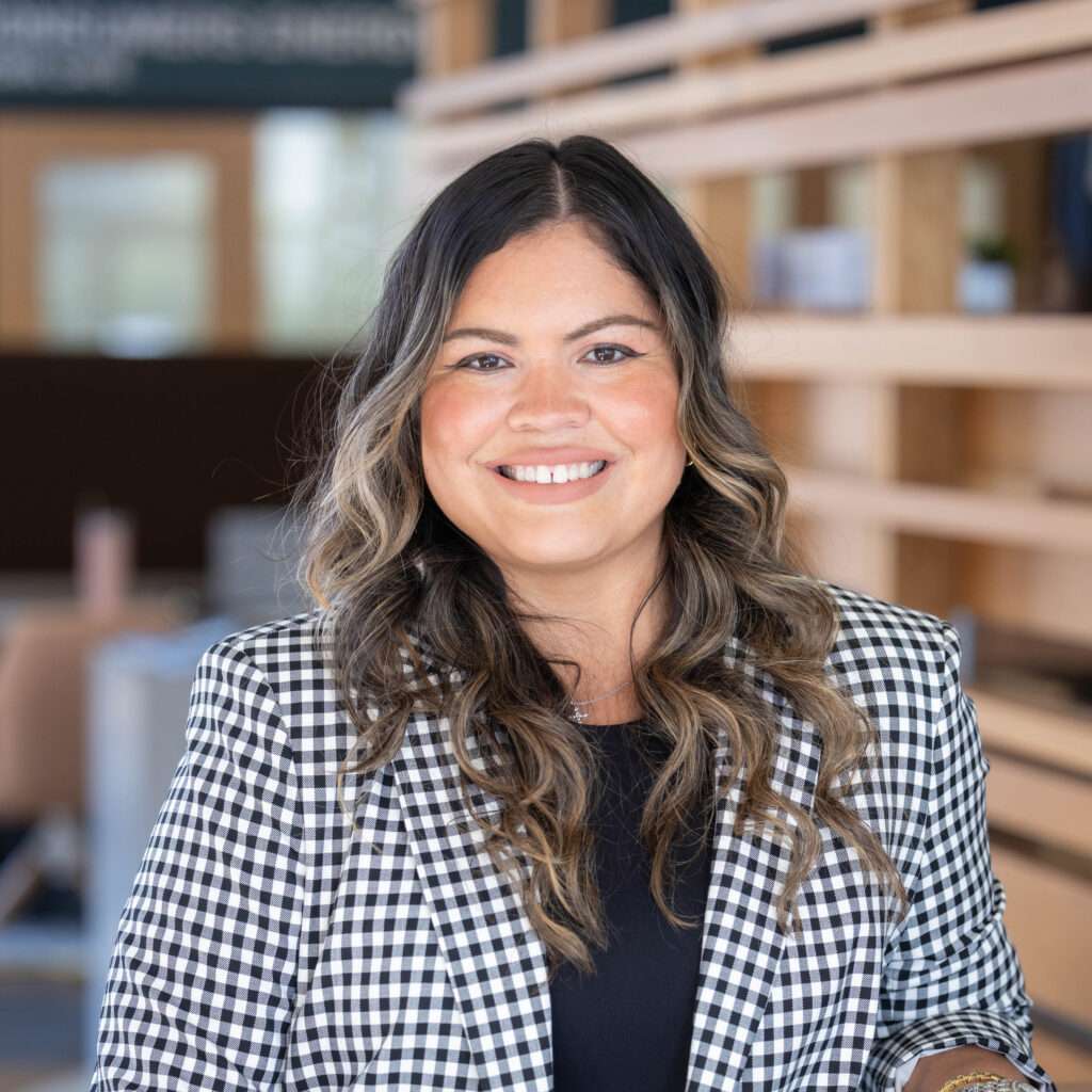 Solmeris Hernandez square