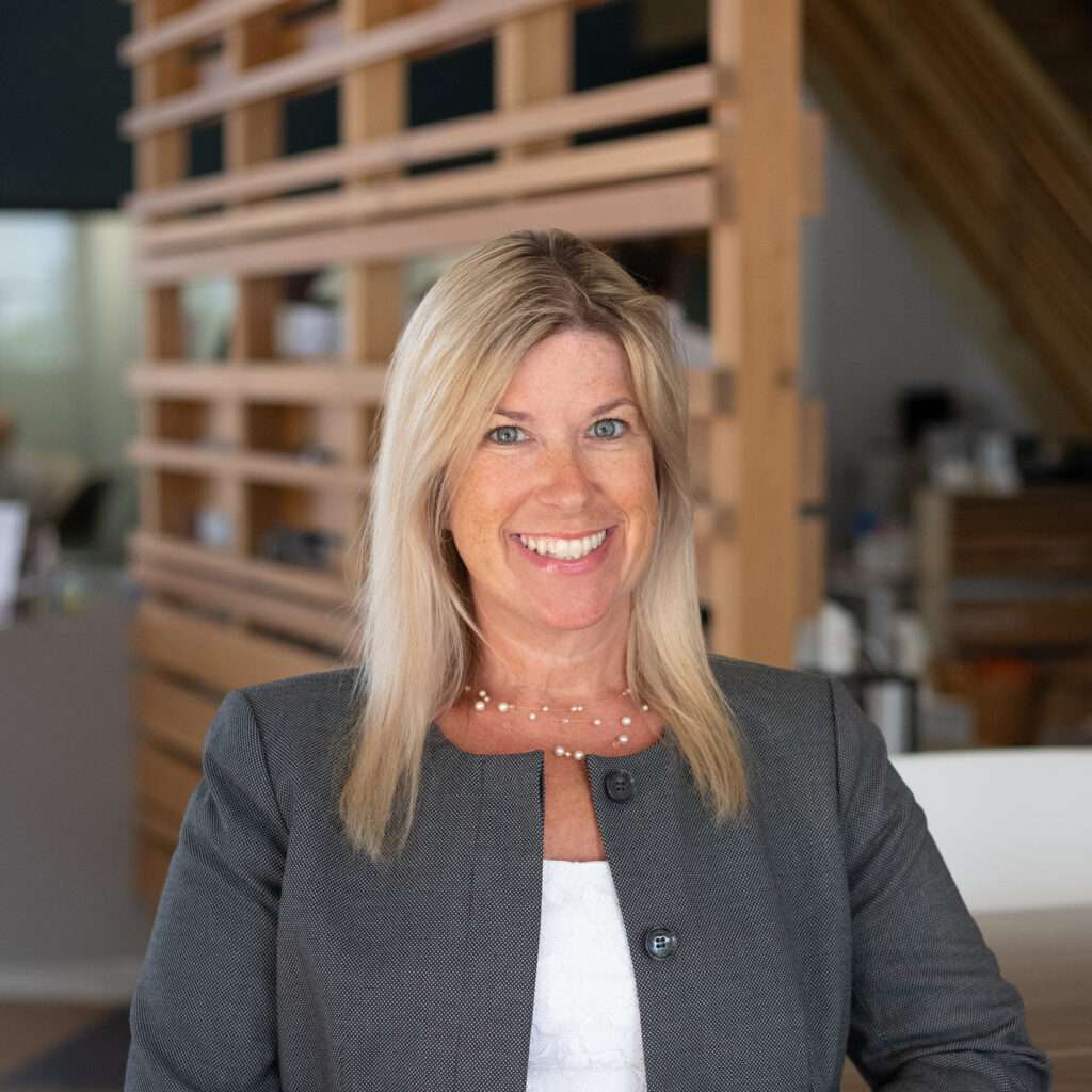 Headshot of Kate Wezeman